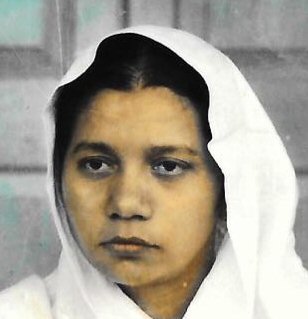 Pujya Ben Shantaben was a student of Gurudev Shree Kanji Swami and a self-realised soul. Pujya Ben Shantaben was a very detatched soul from childhood. Pujya Champanben narrrated the the art of differentiation (bhed gnan) to Pujya Ben Shantaben by giving the example of the true nature of the crystal (This example has been given by Kundkund Acharya in Samaysar). After hearing this Pujya Ben Shantaben obtainded samnakt darshan of her self-soul within 2 1/2 month Pujya Ben Shantaben was a student of Gurudev Shree Kanji Swami and a self-realised soul. Pujya Ben Shantaben was a very detatched soul from childhood. Pujya Champanben narrrated the the art of differentiation (bhed gnan) to Pujya Ben Shantaben by giving the example of the true nature of the crystal (This example has been given by Kundkund Acharya in Samaysar). After hearing this Pujya Ben Shantaben obtainded samnakt darshan of her self-soul within 79 days